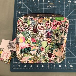 NWT XL cosmetic Hawaii exclusive LESPORTSAC🍍🥥💚